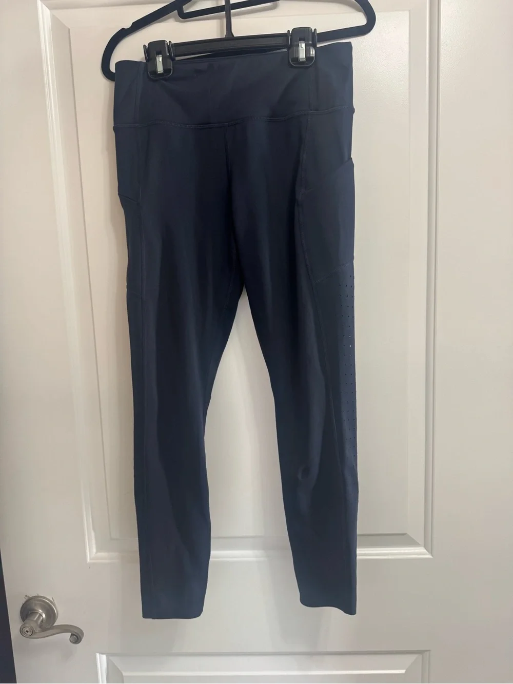 Athleta Navy Perforated Side-Panel Leggings size small EUC - Picture 2 of 9